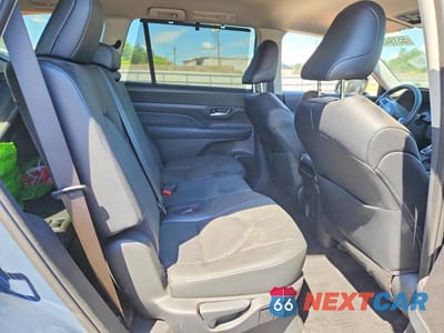 Zdjęcie 11 z 13 samochodu: 2024 TOYOTA GRAND HIGHLANDER XLE VIN:5TDAAAB54RS009990 - miniatura