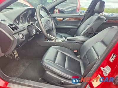 Zdjęcie 7 z 12 samochodu: 2010 MERCEDES-BENZ C 300 4MATIC VIN:WDDGF8BB1AR124193 - miniatura