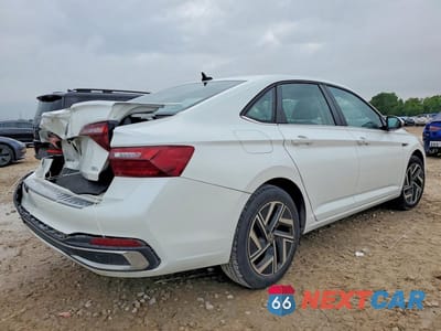 Trzecie zdjęcie samochodu z tyłu: 2024 VOLKSWAGEN JETTA SEL VIN:3VWGM7BU4RM021372 - miniatura
