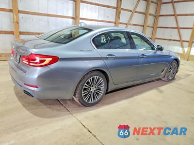 Trzecie zdjęcie samochodu z tyłu: 2019 BMW 540 XI VIN:WBAJE7C57KWW06396 - miniatura