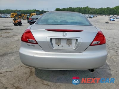 Zdjęcie 6 z 12 samochodu: 2006 HONDA ACCORD EX VIN:1HGCM72756A008216 - miniatura