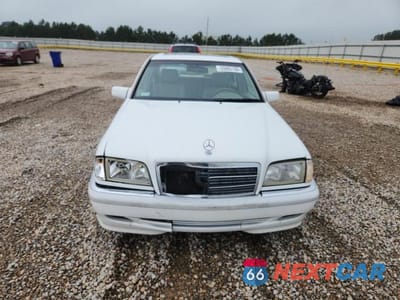 Piąte zdjęcie samochodu w środku: 1998 MERCEDES-BENZ C 230 VIN:WDBHA23G5WA547562 - miniatura