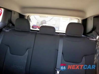 Zdjęcie 10 z 13 samochodu: 2016 JEEP RENEGADE LATITUDE VIN:ZACCJBBT2GPC65486 - miniatura