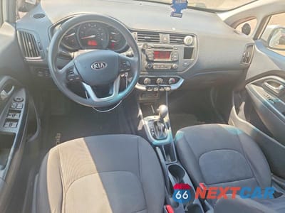 Zdjęcie 8 z 13 samochodu: 2014 KIA RIO LX VIN:KNADM4A34E6418441 - miniatura