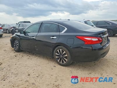 Drugie zdjęcie samochodu z przodu: 2017 NISSAN ALTIMA VIN:1N4AL3AP7HC271212 - miniatura
