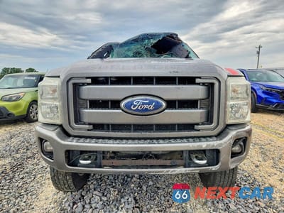 Piąte zdjęcie samochodu w środku: 2011 FORD F250 VIN:1FT7W2BT3BEC15376 - miniatura