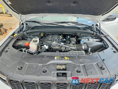 Zdjęcie 12 z 13 samochodu: 2025 JEEP GRAND CHEROKEE LAREDO VIN:1C4RJGAG7SC334519 - miniatura