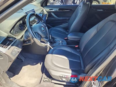 Zdjęcie 7 z 14 samochodu: 2017 BMW X1 XDRIVE28I VIN:WBXHT3C36H5F85477 - miniatura
