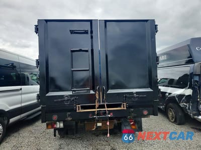 Zdjęcie 6 z 13 samochodu: 2017 ISUZU NPR HD REFUSE TRUCK VIN:54DC4W1B6HS800043 - miniatura