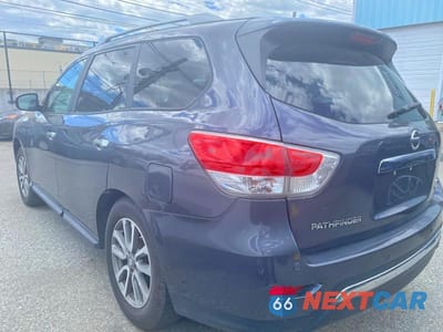 Trzecie zdjęcie samochodu z tyłu: 2013 NISSAN PATHFINDER S VIN:5N1AR2MM0DC670117 - miniatura