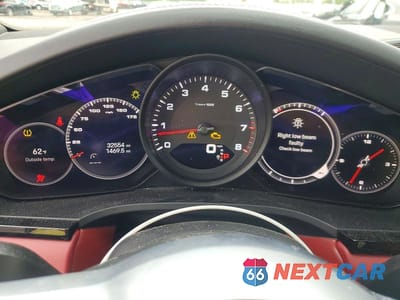Zdjęcie 9 z 13 samochodu: 2023 PORSCHE CAYENNE BASE VIN:WP1AA2AYXPDA04737 - miniatura