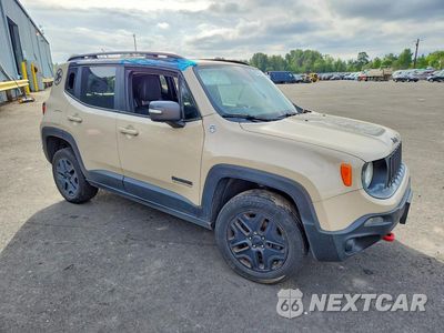 Czwarte zdjęcie samochodu z boku: 2017 JEEP RENEGADE TRAILHAWK VIN:ZACCJBCB4HPE98454 - miniatura
