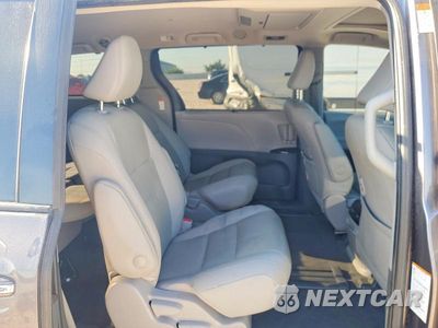 Zdjęcie 11 z 13 samochodu: 2020 TOYOTA SIENNA XLE PREMIUM 8-PASSENGER VIN:5TDYZ3DC0LS072641 - miniatura