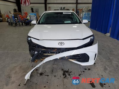 Piąte zdjęcie samochodu w środku: 2025 TOYOTA CAMRY LE VIN:4T1DAACK3SU191227 - miniatura