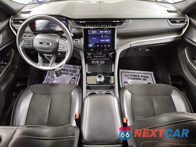 Zdjęcie 8 z 13 samochodu: 2023 JEEP GRAND CHEROKEE L LAREDO VIN:1C4RJKAG1P8911655 - miniatura