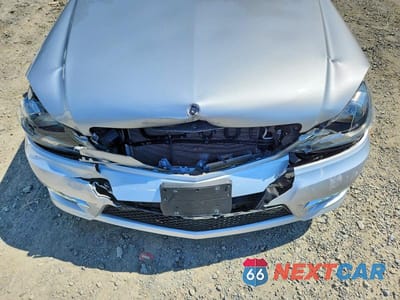 Zdjęcie 11 z 12 samochodu: 2013 MERCEDES-BENZ C 300 4MATIC VIN:WDDGF8AB9DR300882 - miniatura