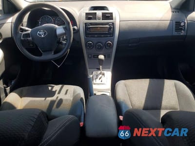 Zdjęcie 8 z 12 samochodu: 2012 TOYOTA COROLLA S VIN:5YFBU4EEXCP007797 - miniatura