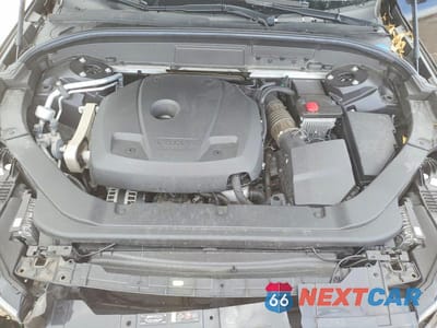 Zdjęcie 12 z 13 samochodu: 2021 VOLVO XC60 T6 MOMENTUM VIN:YV4A22RK6M1722651 - miniatura