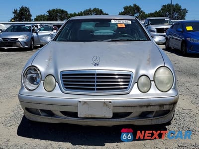 Piąte zdjęcie samochodu w środku: 2002 MERCEDES-BENZ CLK 320 VIN:WDBLJ65G52T128169 - miniatura