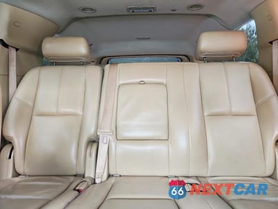 Zdjęcie 10 z 13 samochodu: 2007 CHEVROLET SUBURBAN K1500 VIN:3GNFK16337G121095 - miniatura