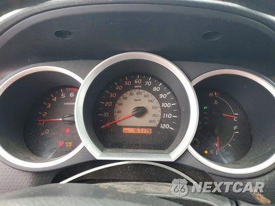 Zdjęcie 9 z 12 samochodu: 2010 TOYOTA TACOMA VIN:5TENX4CN4AZ694130 - miniatura