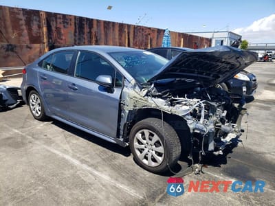 Czwarte zdjęcie samochodu z boku: 2023 TOYOTA COROLLA LE VIN:5YFB4MDE4PP058509 - miniatura