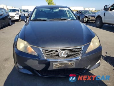 Piąte zdjęcie samochodu w środku: 2006 LEXUS IS 350 VIN:JTHBE262165009489 - miniatura
