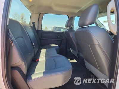 Zdjęcie 10 z 13 samochodu: 2016 RAM 3500 ST VIN:3C63RRGL9GG327369 - miniatura