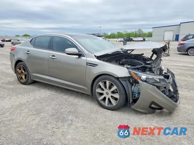 Czwarte zdjęcie samochodu z boku: 2012 KIA OPTIMA SX VIN:5XXGR4A68CG002726 - miniatura
