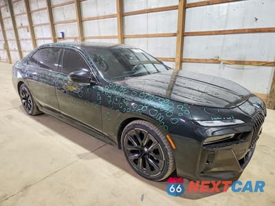 Czwarte zdjęcie samochodu z boku: 2024 BMW I7 XDRIVE60 VIN:WBY53EJ00RCS24534 - miniatura