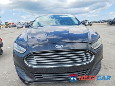Piąte zdjęcie samochodu w środku: 2015 FORD FUSION SE VIN:3FA6P0H7XFR136481 - miniatura