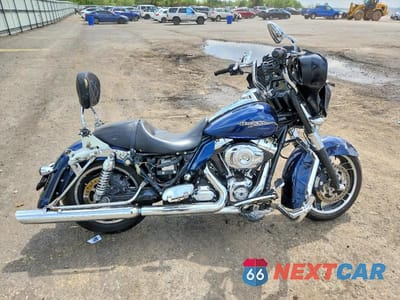 2012 HARLEY-DAVIDSON FLHX STREET GLIDE 1HD1KBM10CB640200 - główne zdjęcie licytacji z USA - miniatura