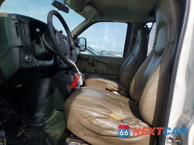 Zdjęcie 7 z 13 samochodu: 2008 CHEVROLET EXPRESS G1500 VIN:1GCFG15X681171746 - miniatura