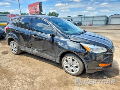 Czwarte zdjęcie samochodu z boku: 2014 FORD ESCAPE S VIN:1FMCU0F71EUA65165 - miniatura