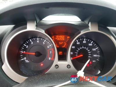 Zdjęcie 9 z 14 samochodu: 2012 NISSAN JUKE S VIN:JN8AF5MV2CT116815 - miniatura