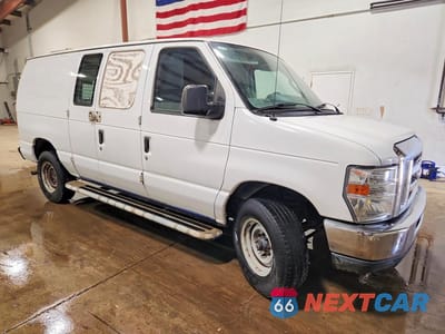 Czwarte zdjęcie samochodu z boku: 2014 FORD E250 DELIVERY VAN VIN:1FTNE2EWXEDA62974 - miniatura