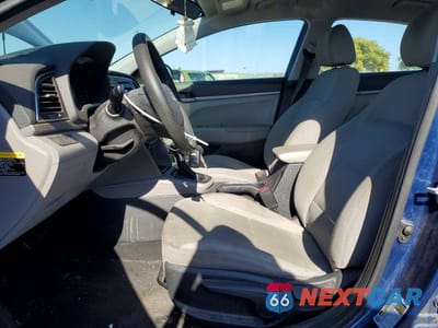 Zdjęcie 8 z 13 samochodu: 2017 HYUNDAI ELANTRA SE VIN:5NPD74LF1HH167129 - miniatura