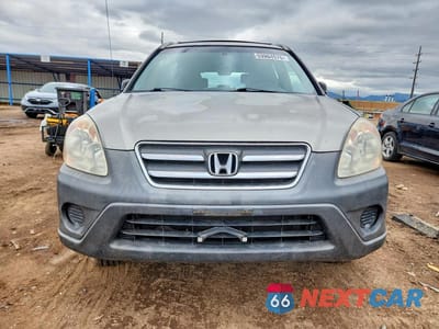 Piąte zdjęcie samochodu w środku: 2005 HONDA CR-V LX VIN:JHLRD78545C048128 - miniatura