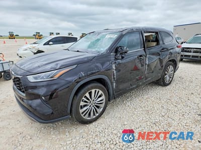 2022 TOYOTA HIGHLANDER PLATINUM 5TDFZRAH9NS108937 - główne zdjęcie licytacji z USA - miniatura