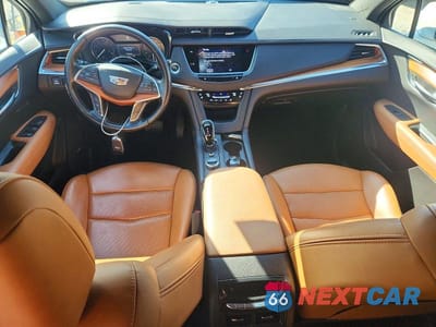 Zdjęcie 8 z 14 samochodu: 2022 CADILLAC XT5 PREMIUM LUXURY VIN:1GYKNDR47NZ108510 - miniatura