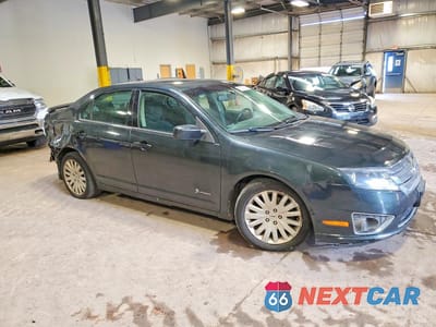 Czwarte zdjęcie samochodu z boku: 2010 FORD FUSION HYBRID VIN:3FADP0L3XAR324115 - miniatura
