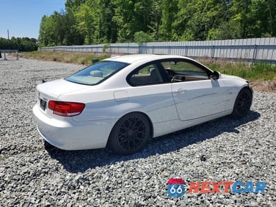 Trzecie zdjęcie samochodu z tyłu: 2010 BMW 328 I VIN:WBAWB3C55AP139432 - miniatura
