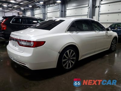 Trzecie zdjęcie samochodu z tyłu: 2018 LINCOLN CONTINENTAL PREMIERE VIN:1LN6L9PK4J5611579 - miniatura