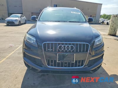 Piąte zdjęcie samochodu w środku: 2015 AUDI Q7 PRESTIGE VIN:WA1DGAFE7FD003706 - miniatura