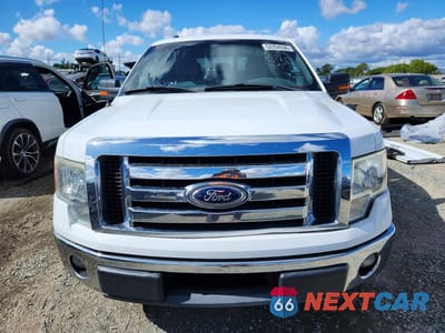 Piąte zdjęcie samochodu w środku: 2011 FORD F150 SUPERCREW VIN:1FTFW1CTXBFD13979 - miniatura