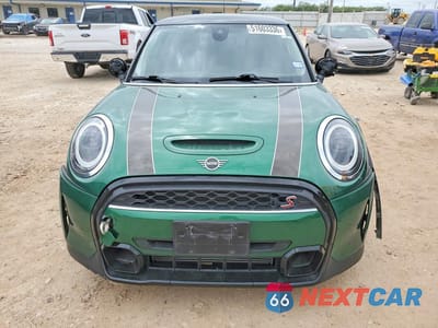 Piąte zdjęcie samochodu w środku: 2024 MINI COOPER S VIN:WMW53DH04R2V45769 - miniatura