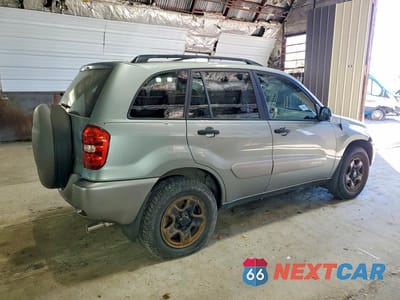 Trzecie zdjęcie samochodu z tyłu: 2005 TOYOTA RAV4 BASE VIN:JTEHD20V750043641 - miniatura