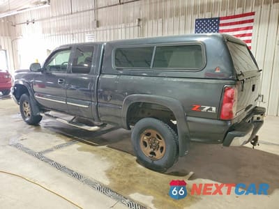 Drugie zdjęcie samochodu z przodu: 2004 CHEVROLET SILVERADO K1500 VIN:2GCEK19T141225962 - miniatura