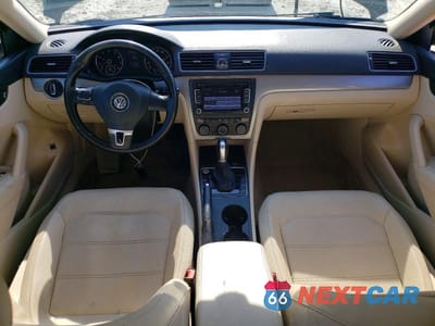 Zdjęcie 8 z 12 samochodu: 2015 VOLKSWAGEN PASSAT S VIN:1VWAT7A39FC116332 - miniatura