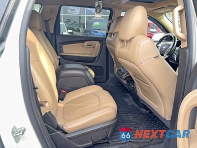 Zdjęcie 6 z 10 samochodu: 2012 CHEVROLET TRAVERSE LTZ VIN:1GNKVLED5CJ288322 - miniatura